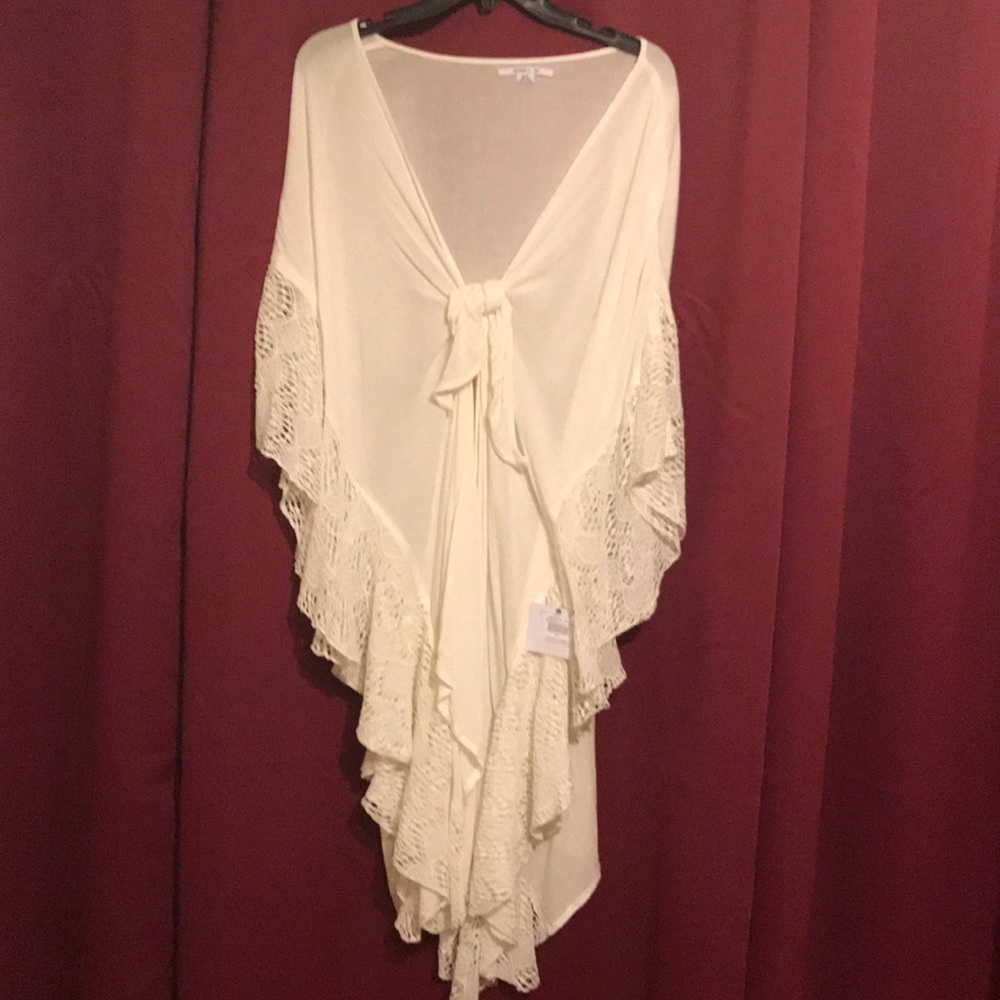 O'Neill cream medium to large  shawl